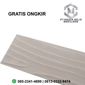 Lisplank Urat Kayu 8mm X 20cm X 3.66m